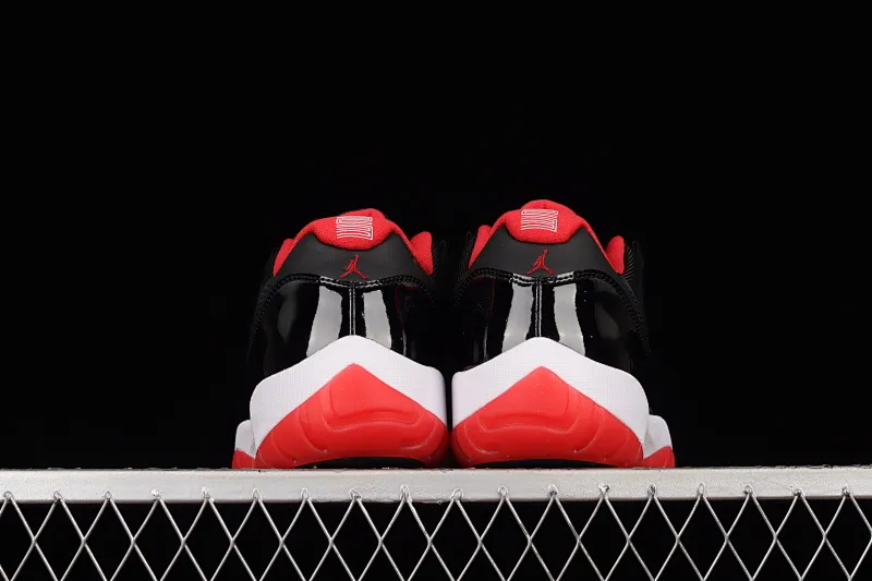 All categories Air Jordan Jordan series basketball shoes Air Jordan 11 F version Air Jordan 11 Low Bred AJ11 Joe 11 patent leather black and red genuine carbon low-top basketball shoes 528895-012